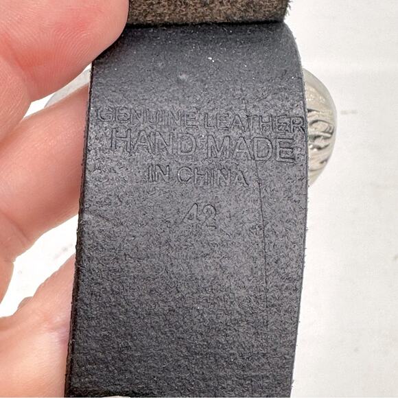 Linea Pelle Tooled Leather Belt with Eagle Belt Buckle - Picture 5 of 8